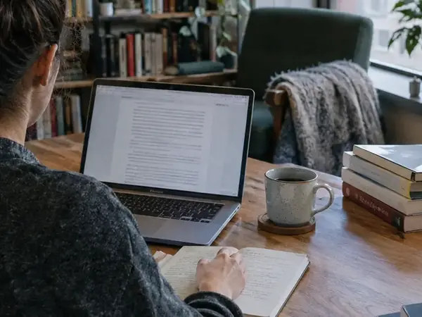 Tracking the Readership Lifecycle of an Award-Nominated Short Story